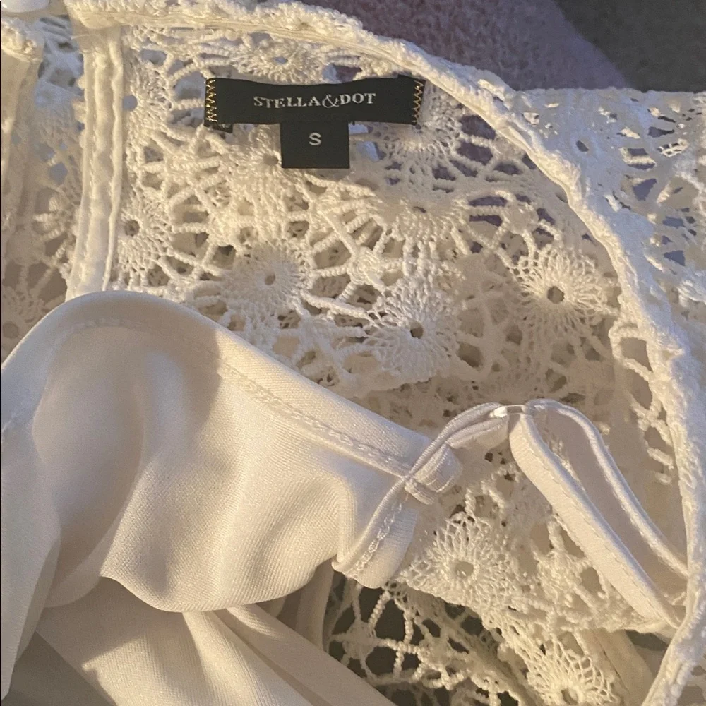 Express size 2 and size small Stella & Dot top bundle - Picture 12 of 14